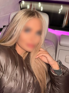 Escort Dana Photo 11